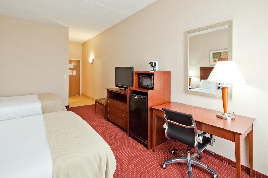 Holiday Inn Express Cincinnati-Lawrenceburg Exterior foto